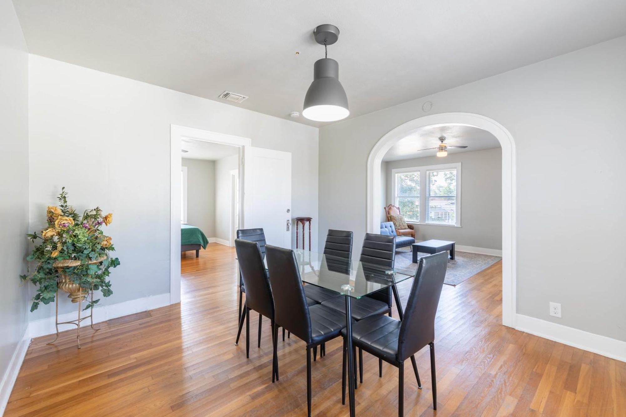 Luxurious 3 Bedroom Near Downtown And Convention Center San Antonio Exterior photo